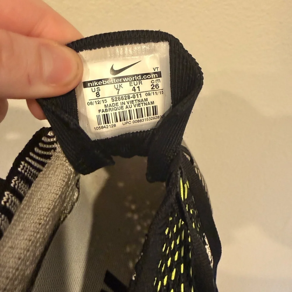 Nike Black and Yellow Athletic Shoes 8